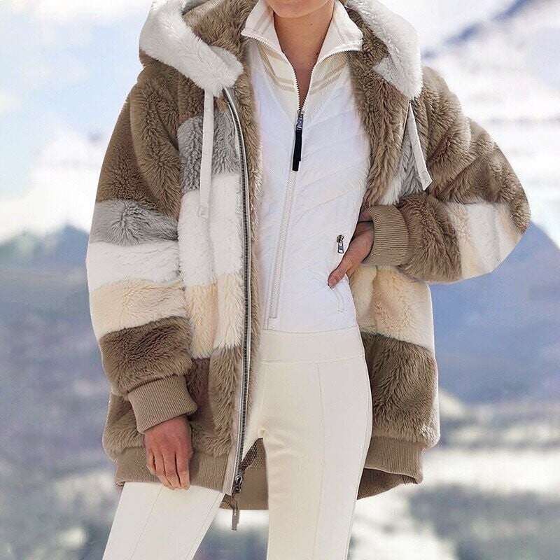 Contrasted quilted coat for refined warmth