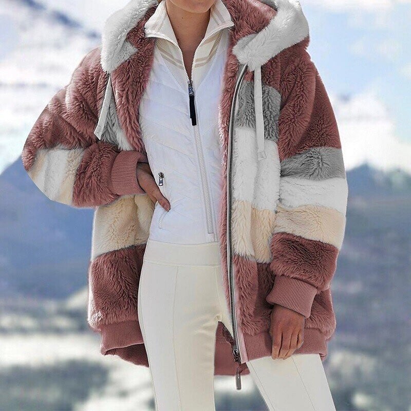 Contrasted quilted coat for refined warmth