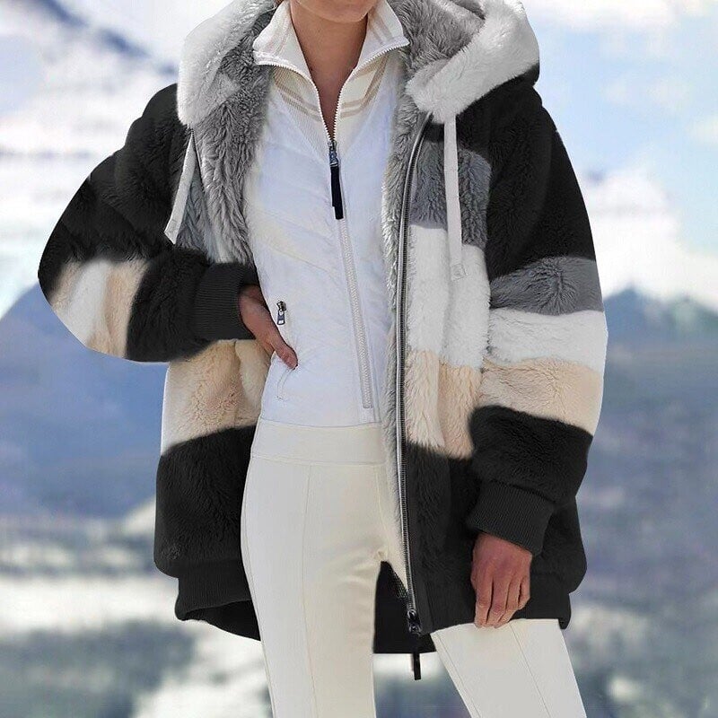 Contrasted quilted coat for refined warmth