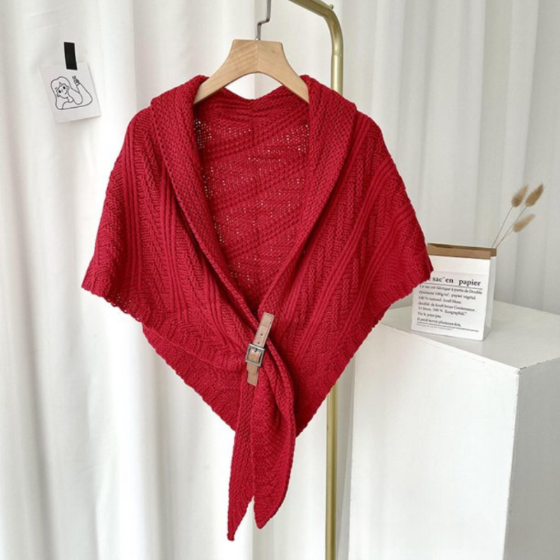 Elegant shawl that combines warmth and style! 